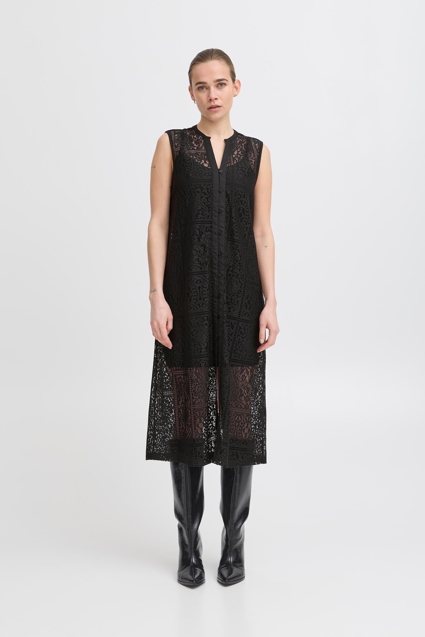 Ärmelloses Spitzenkleid in Schwarz - Blossom Hair & Fashion