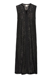 Ärmelloses Spitzenkleid in Schwarz - Blossom Hair & Fashion