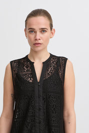 Ärmelloses Spitzenkleid in Schwarz - Blossom Hair & Fashion