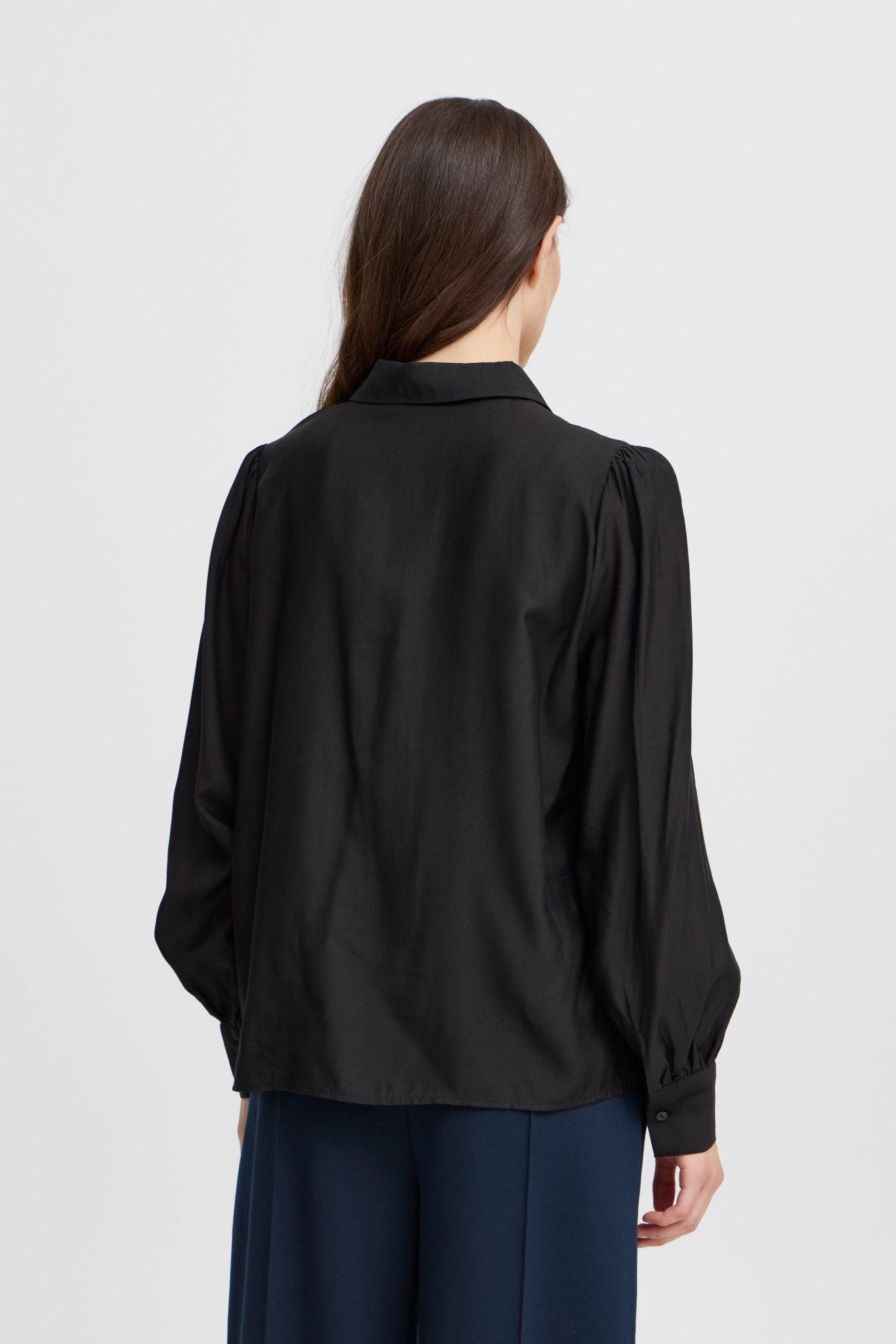 Bluse langarm in Schwarz oder Rot mit Kragen - Blossom Hair & Fashion