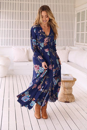 Boho Maxikleid mit floralen Details aus 100% Viskose - Blossom Hair & Fashion