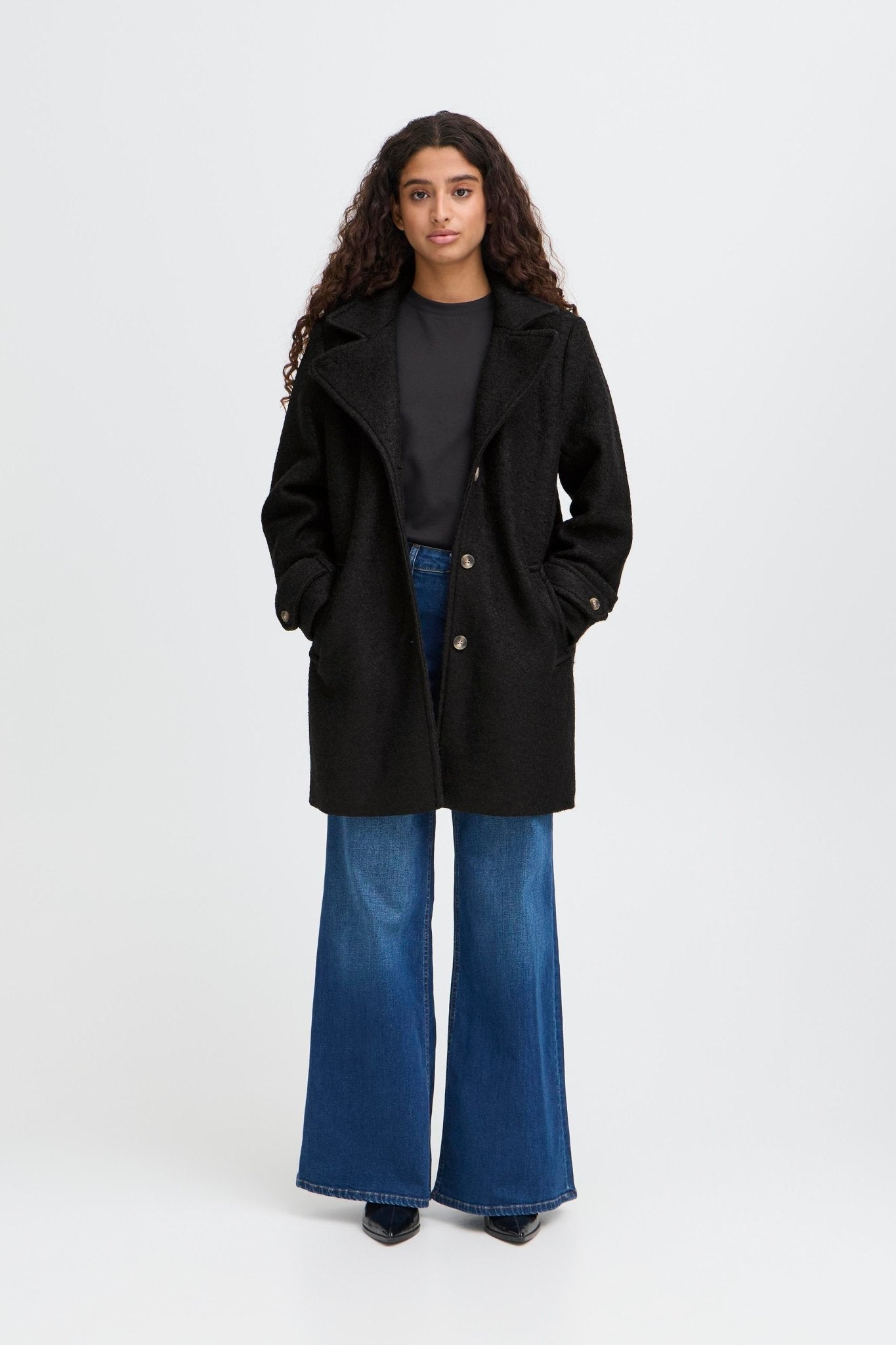 Damen Wollmantel Schwarz oder Creme – Regular Fit - Blossom Hair & Fashion