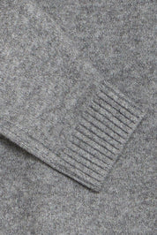 Graues Strickkleid Midi mit langen Ärmeln - Blossom Hair & Fashion