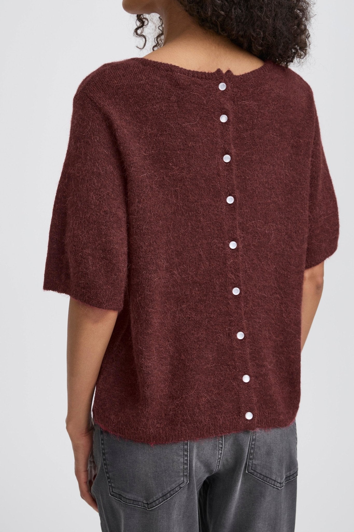 Kurzarm - Pullover mit Knopfleiste hinten - Blossom Hair & Fashion