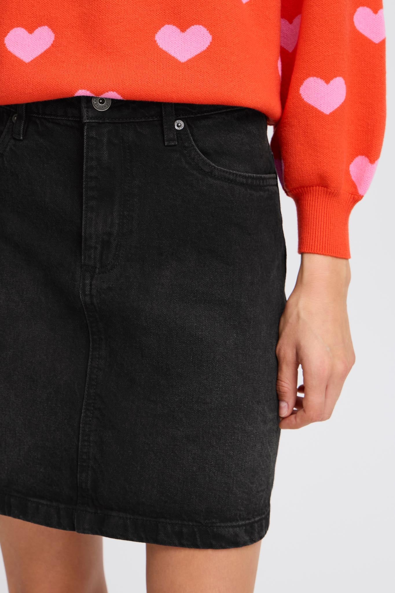 Schwarzer Jeansrock in A - Linie - Blossom Hair & Fashion