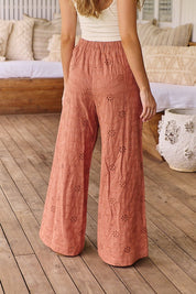 Weite Baumwollhose mit Stickerei – Boho - Chic für den Sommer - Blossom Hair & Fashion