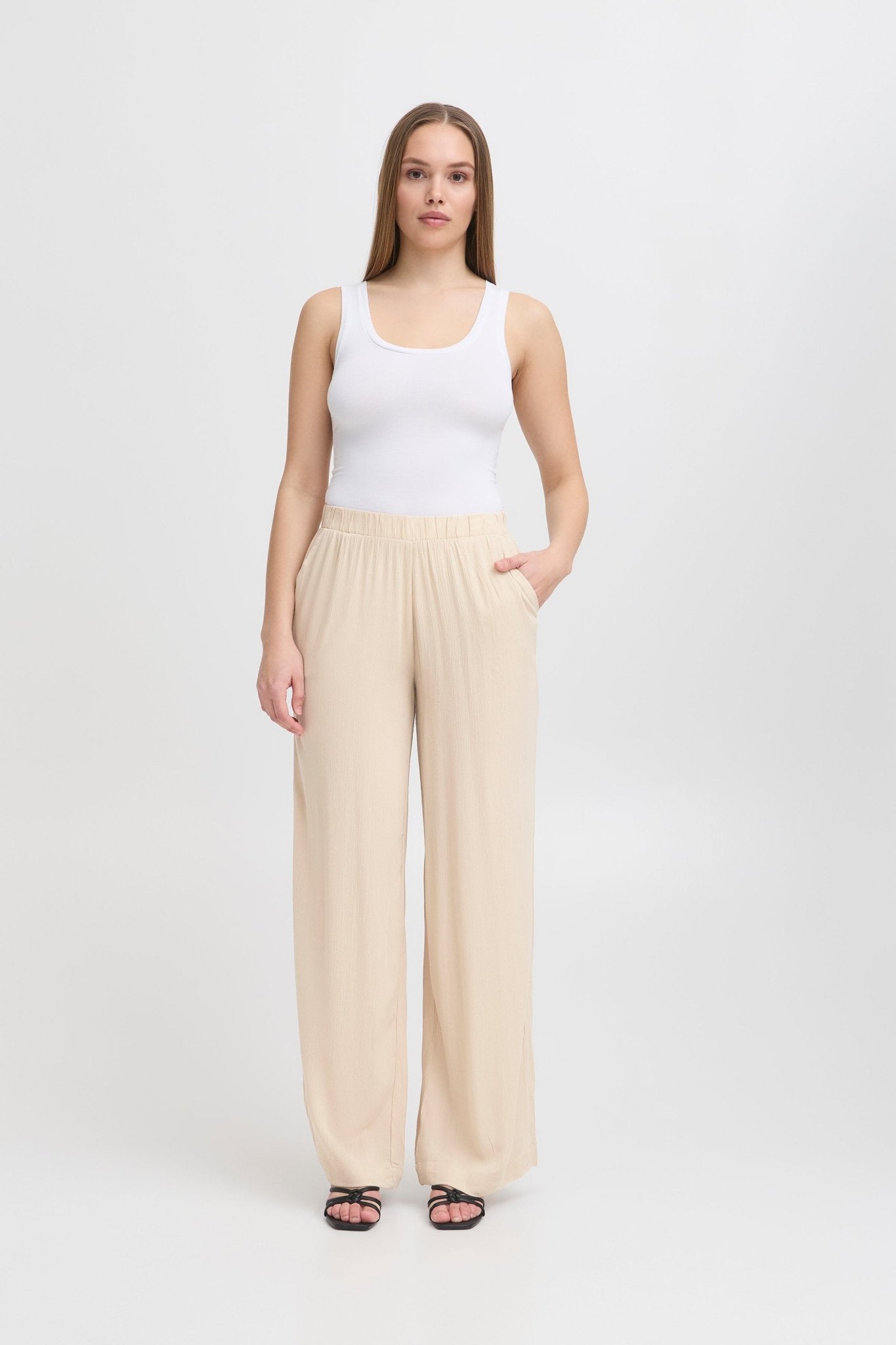 Weite Damenhose mit Gummibund in verschiedenen Farben - Blossom Hair & Fashion