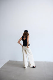 Weite Hose in Naturton mit High Waist - Blossom Hair & Fashion