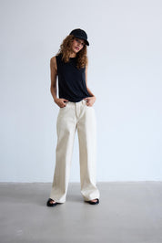 Weite Hose in Naturton mit High Waist - Blossom Hair & Fashion