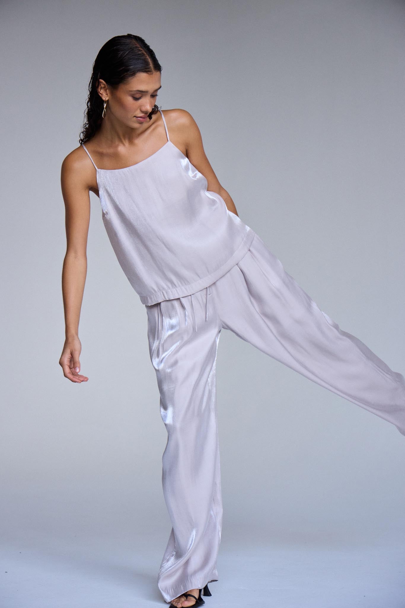 Weite Sommerhose in Seidenoptik – rosé - Blossom Hair & Fashion