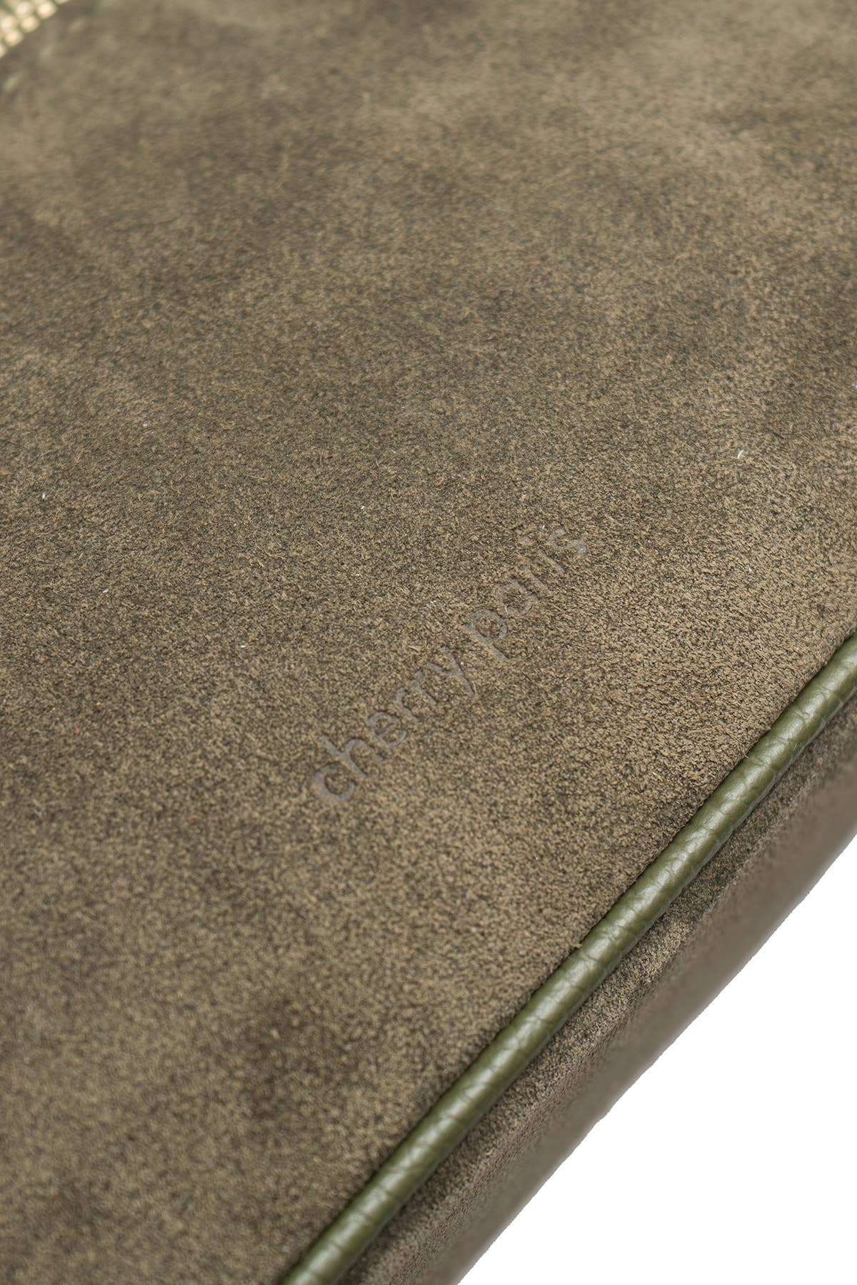 Wildleder Schultertasche – Eleganz & Funktionalität in einem Design - Blossom Hair & Fashion