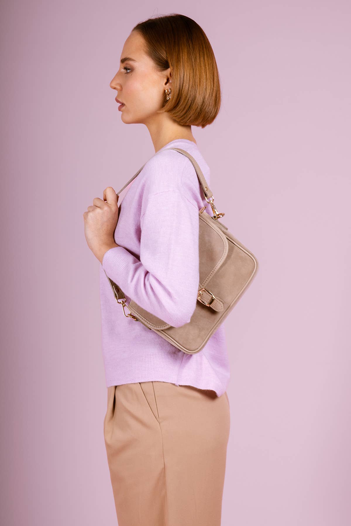 Wildleder Schultertasche – Eleganz & Funktionalität in einem Design - Blossom Hair & Fashion