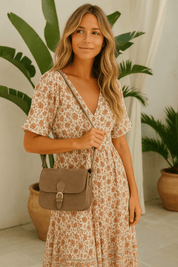 Wildleder Schultertasche – in verschiedenen Farben - Blossom Hair & Fashion