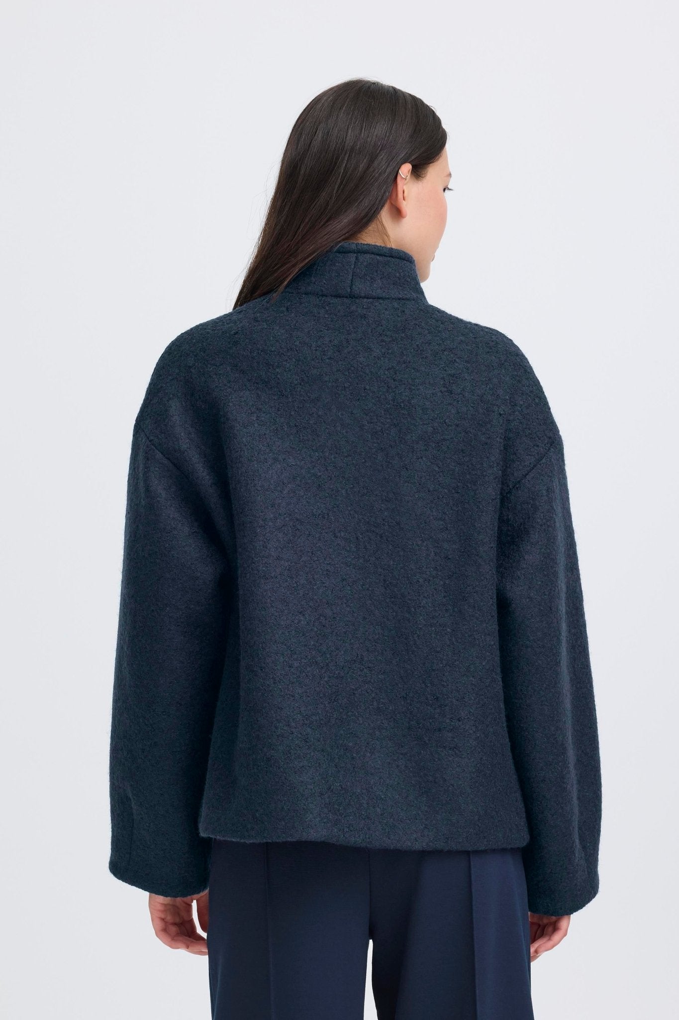 Wolljacke Loose Fit kurz in Grau oder Rosa - Blossom Hair & Fashion