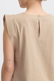 Ärmelloses Baumwolltop mit Rundhals in Beige oder Off - White - Blossom Hair & Fashion