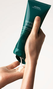 Aveda Botanical Repair™ Strengthening Conditioner - Blossom Hair & Fashion