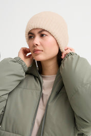 Beanie Mütze in Beige - Blossom Hair & Fashion