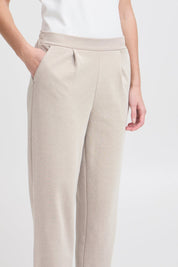 Bequeme Damenhose in Beige mit Umschlag und elastischem Bund - Blossom Hair & Fashion