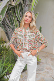 Bluse mit Blumenmuster in Creme - Blossom Hair & Fashion
