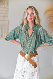 Bluse mit Muster in Grün - Blossom Hair & Fashion