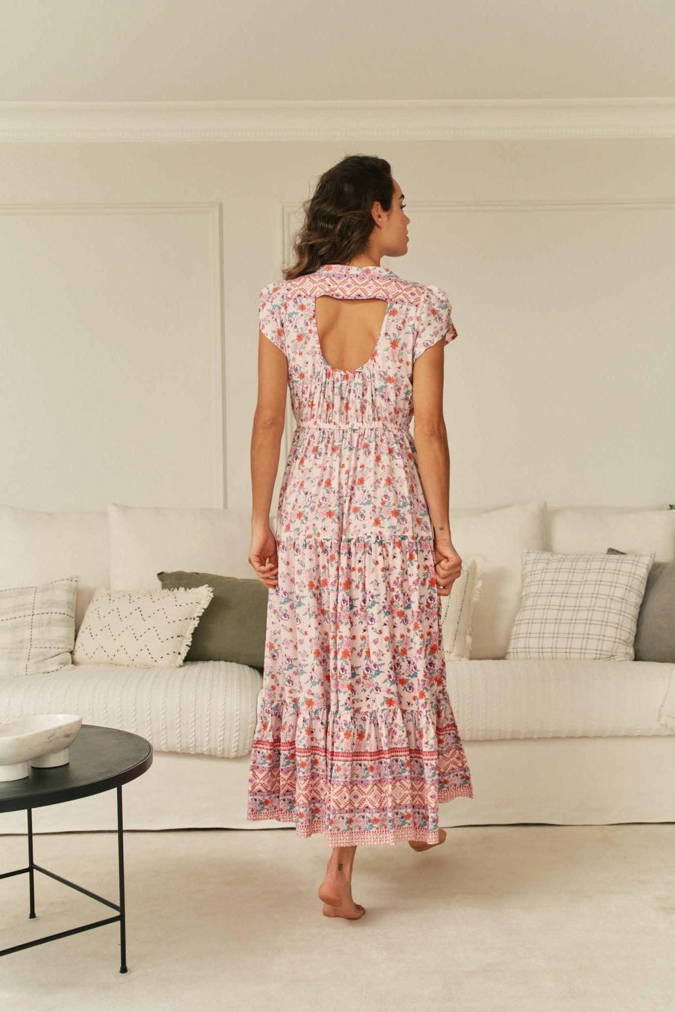 Boho Midikleid in Rosé mit floralem Muster und Smoktaille - Blossom Hair & Fashion