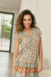 Boho - Sommerkleid mit Blumenprint und V - Ausschnitt - Blossom Hair & Fashion