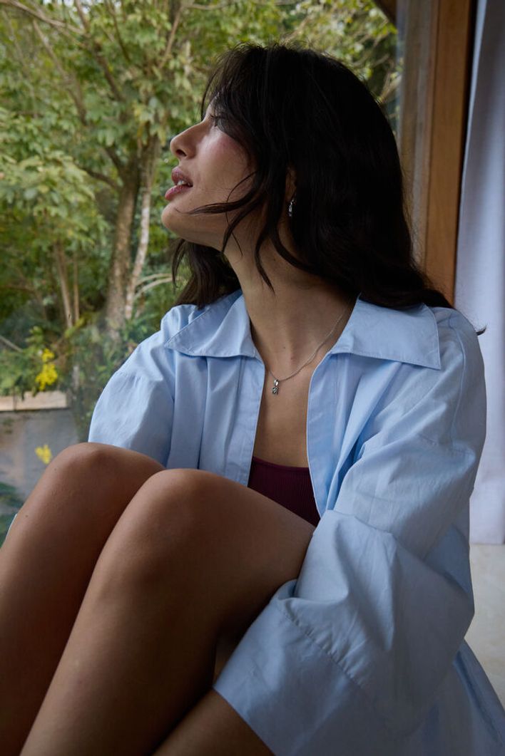 Boxy Bluse in Hellblau mit Kragen - Blossom Hair & Fashion