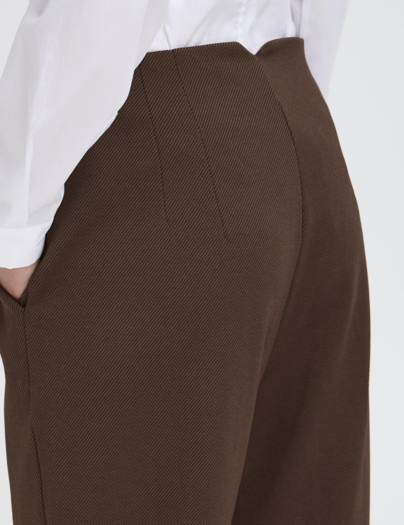 Braune Stoffhose high waist ankle length - Blossom Hair & Fashion