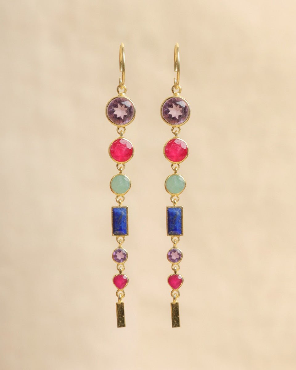 Bunte Hängeohrringe mit Amethyst und Edelsteinen - Blossom Hair & Fashion