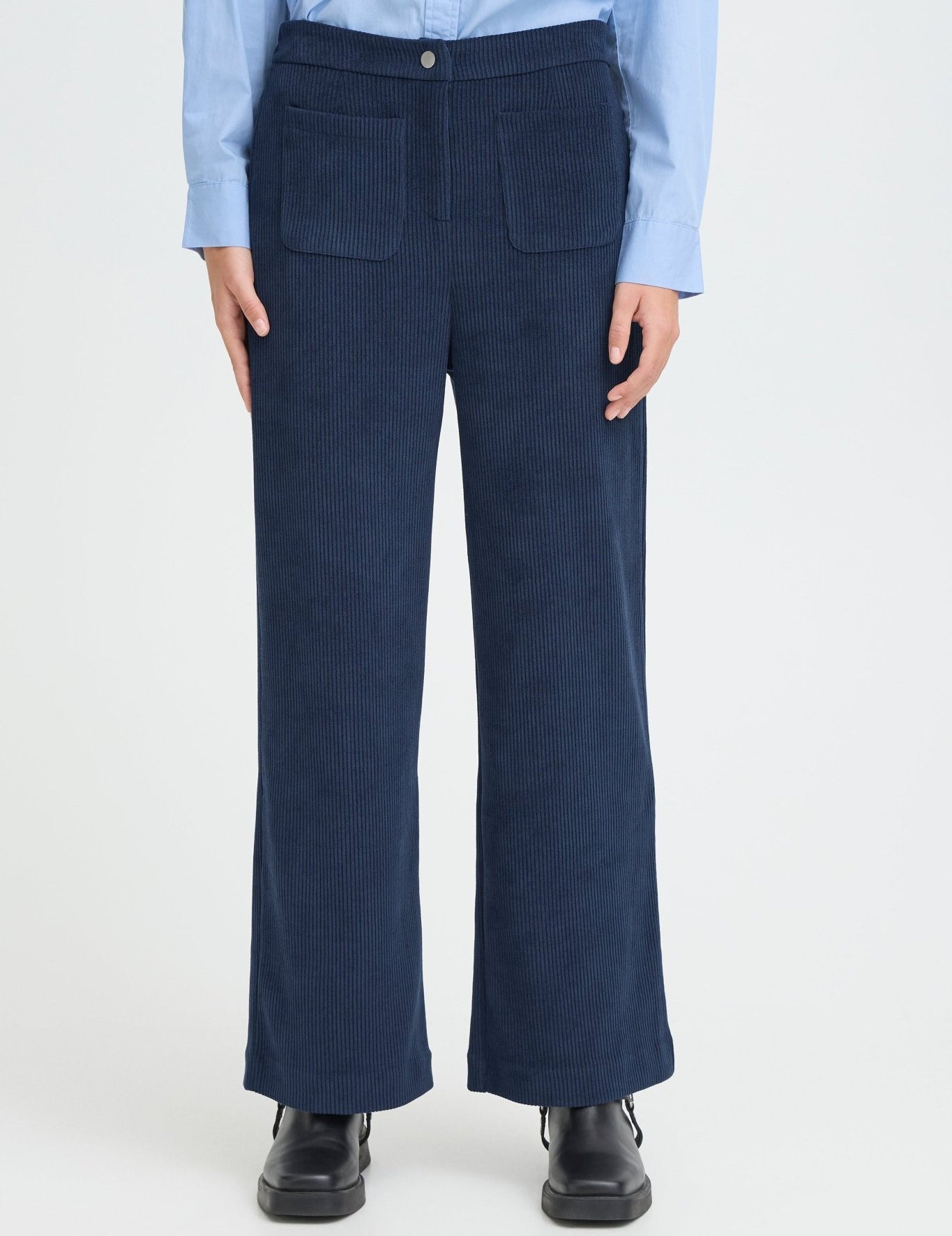 Cordhose in Navy mit geradem Bein - Blossom Hair & Fashion