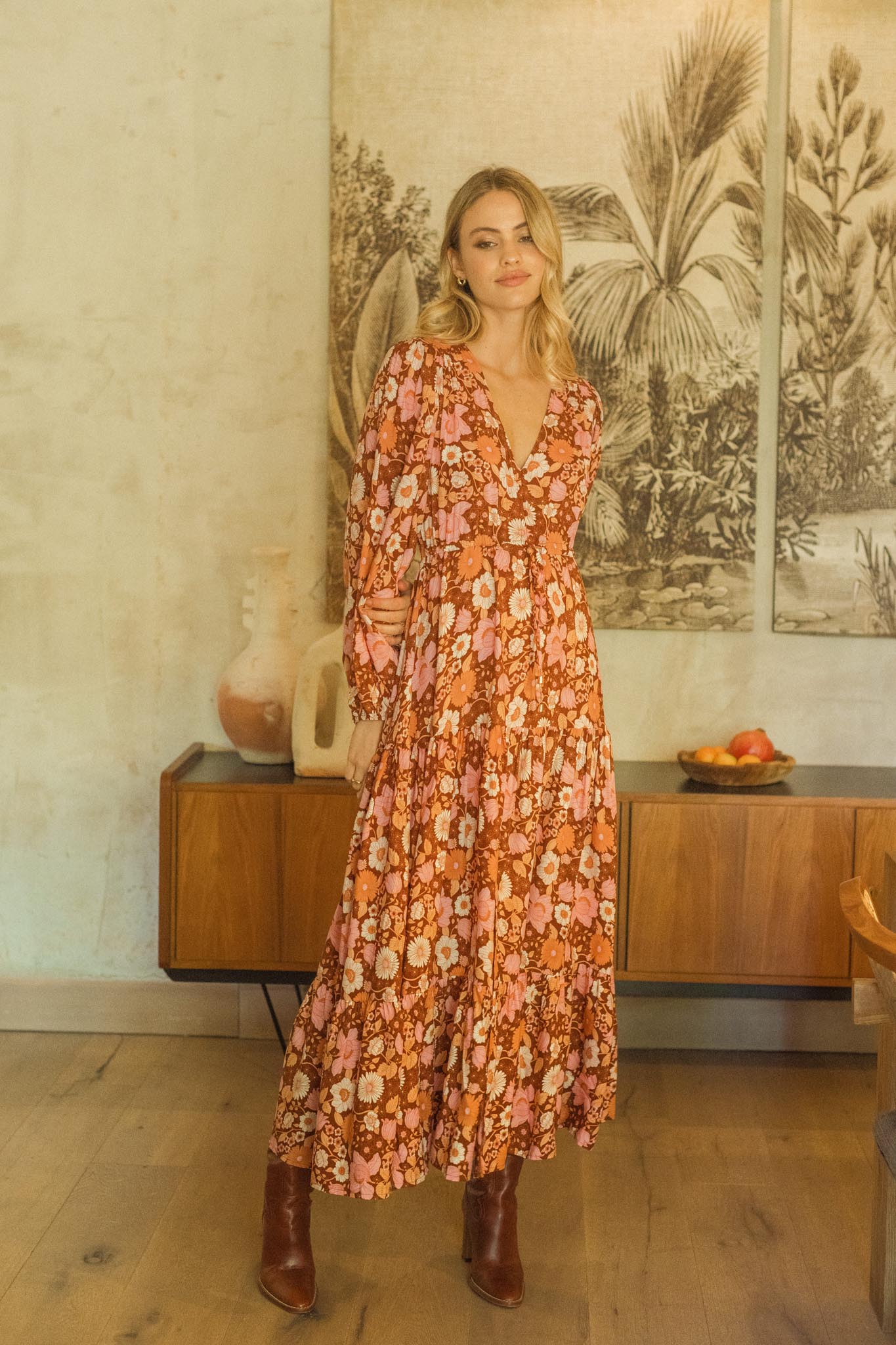 Damen Maxi Winterkleid mit Blumenprint und langen Ärmeln - Blossom Hair & Fashion