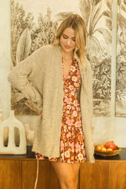 Damen Mini Winterkleid mit Blumenprint und V - Ausschnitt - Blossom Hair & Fashion