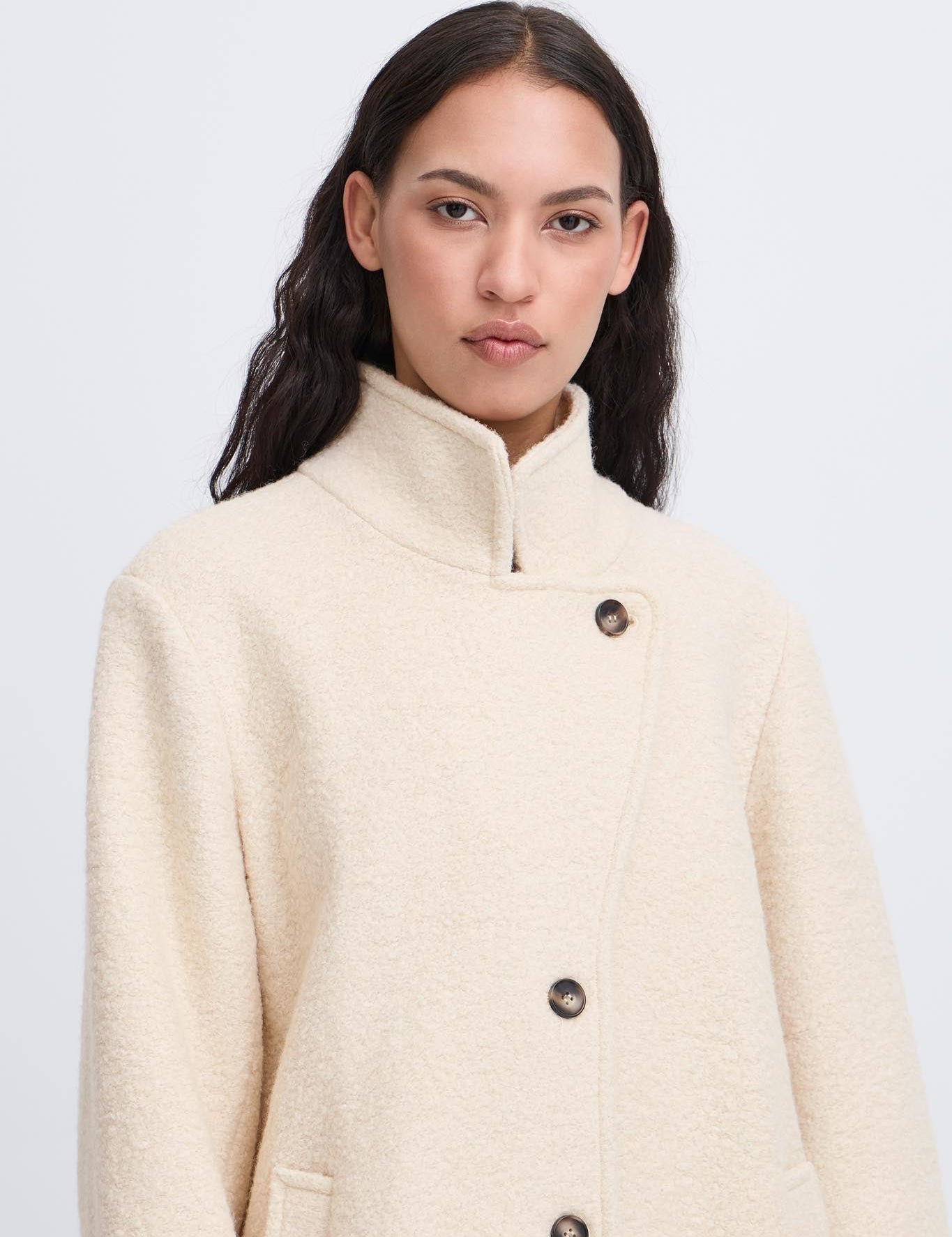 Damen Wollmantel Schwarz oder Creme – Regular Fit - Blossom Hair & Fashion