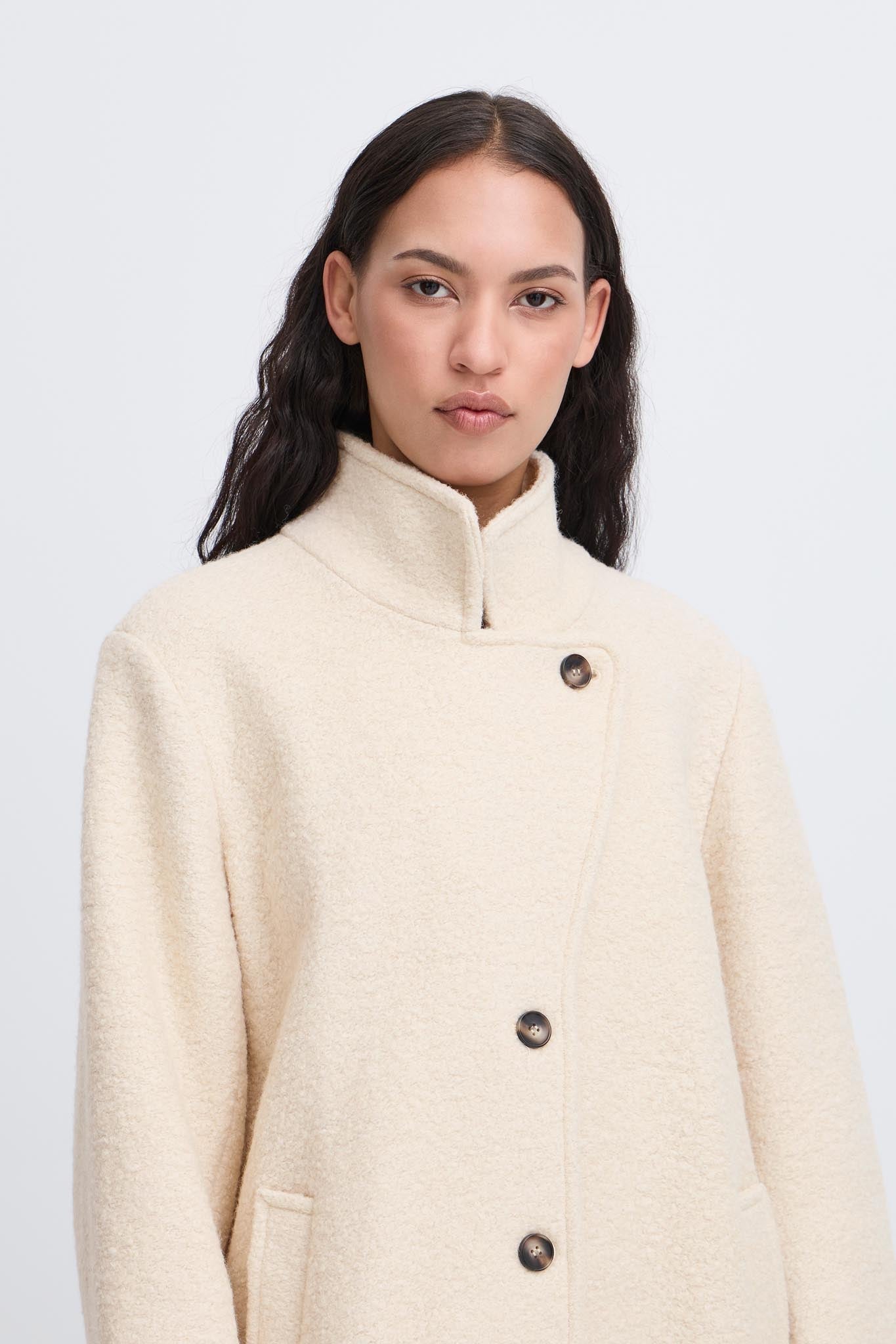 Damen Wollmantel Schwarz oder Creme – Regular Fit - Blossom Hair & Fashion