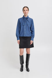 Damenbluse mit Schleife und Puffärmeln in Denim - Optik - Blossom Hair & Fashion