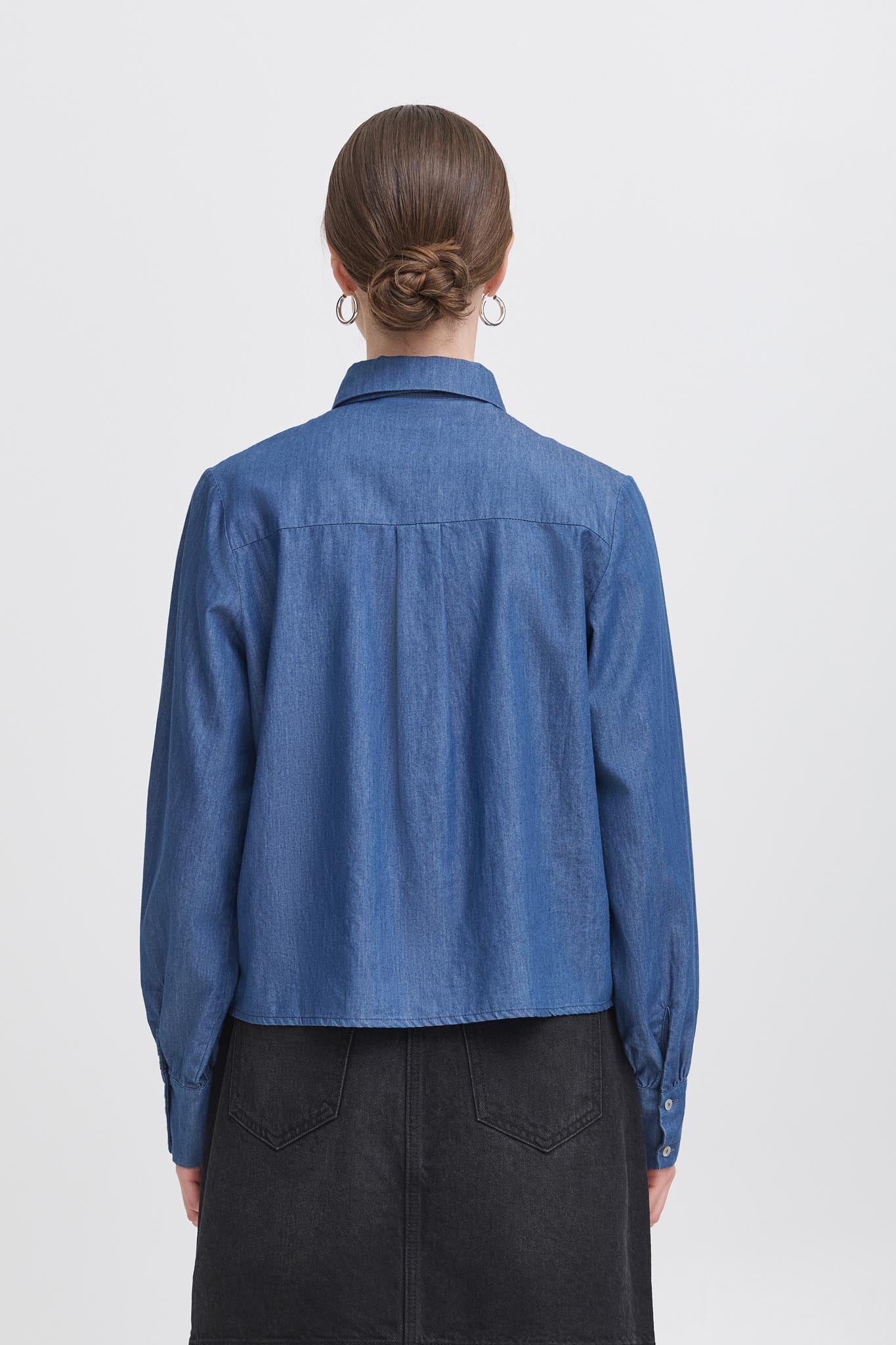 Damenbluse mit Schleife und Puffärmeln in Denim - Optik - Blossom Hair & Fashion