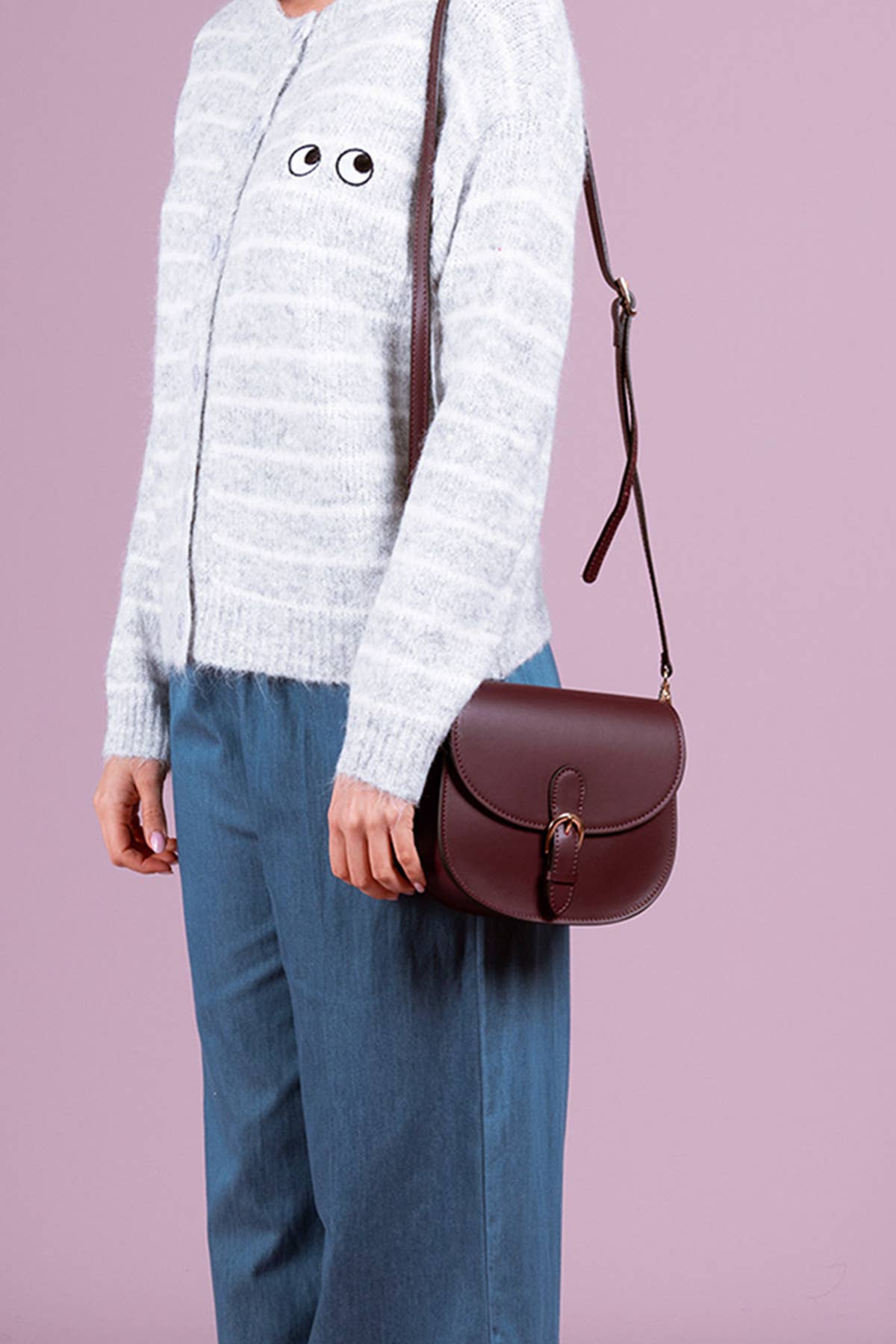 Elegante Umhängetasche aus Leder – Klassische Form mit modernem Charme - Blossom Hair & Fashion