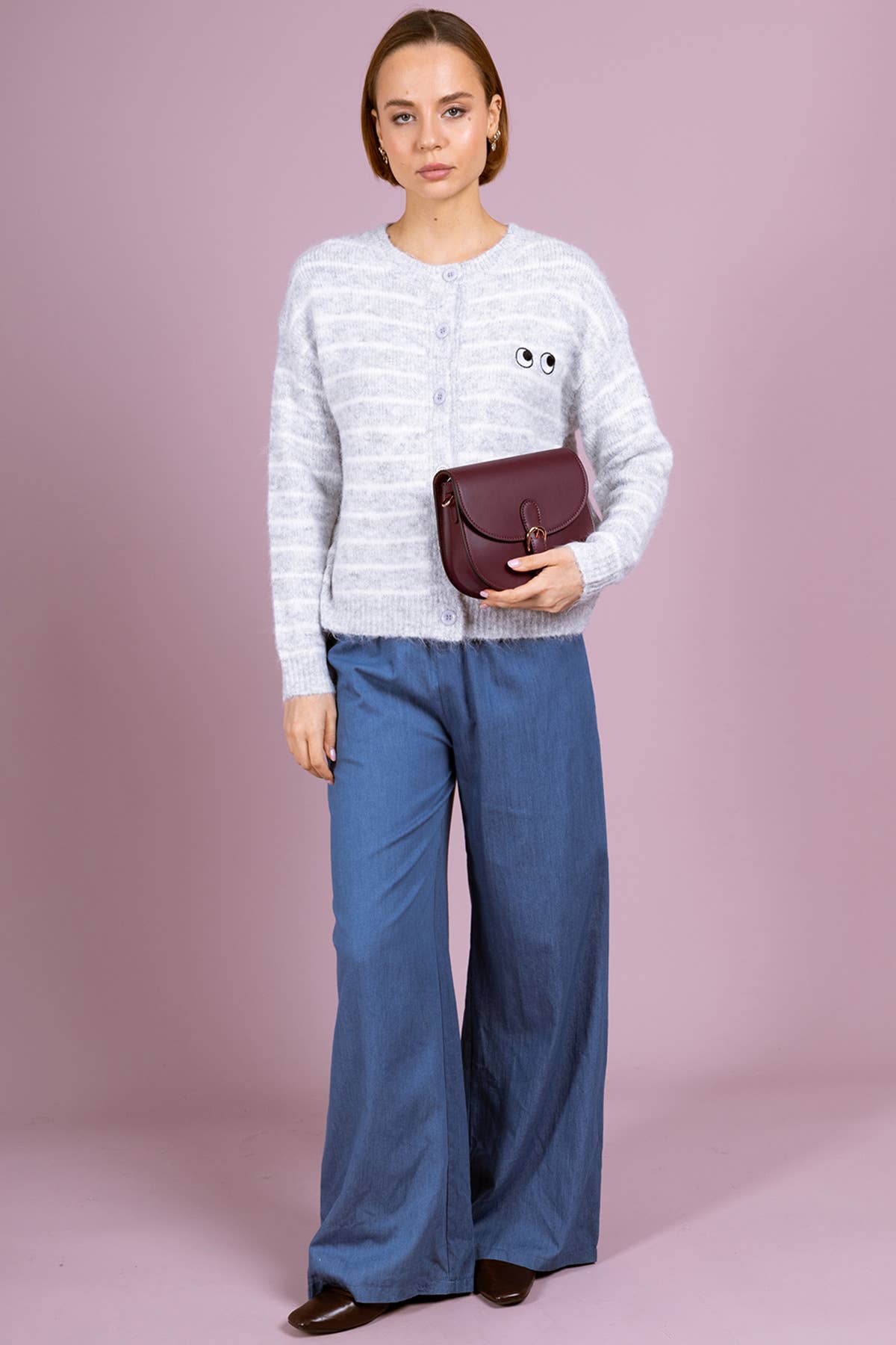 Elegante Umhängetasche aus Leder – Klassische Form mit modernem Charme - Blossom Hair & Fashion