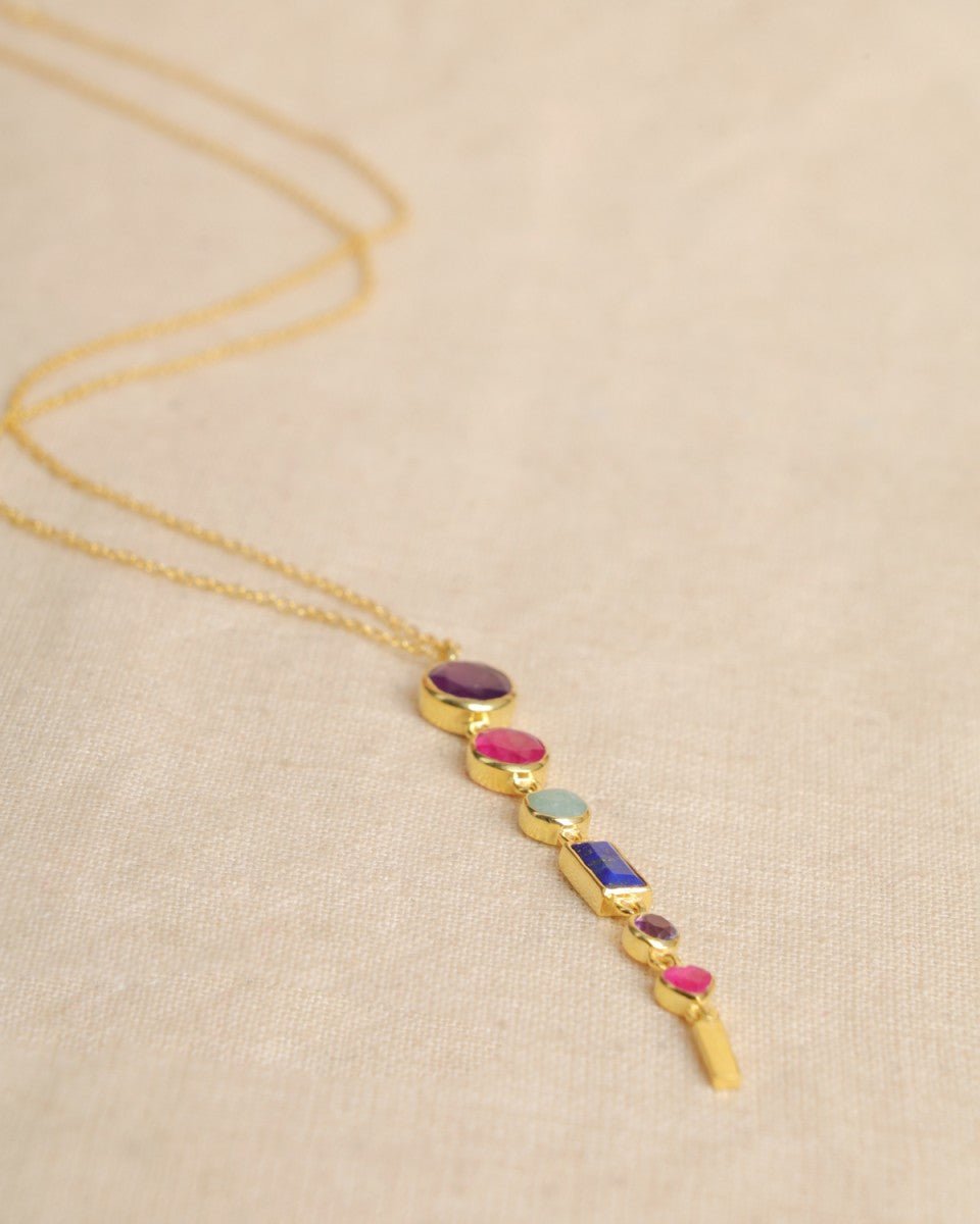 Elegantes Collier mit Amethyst & Gold – Farbenfrohe Raffinesse - Blossom Hair & Fashion