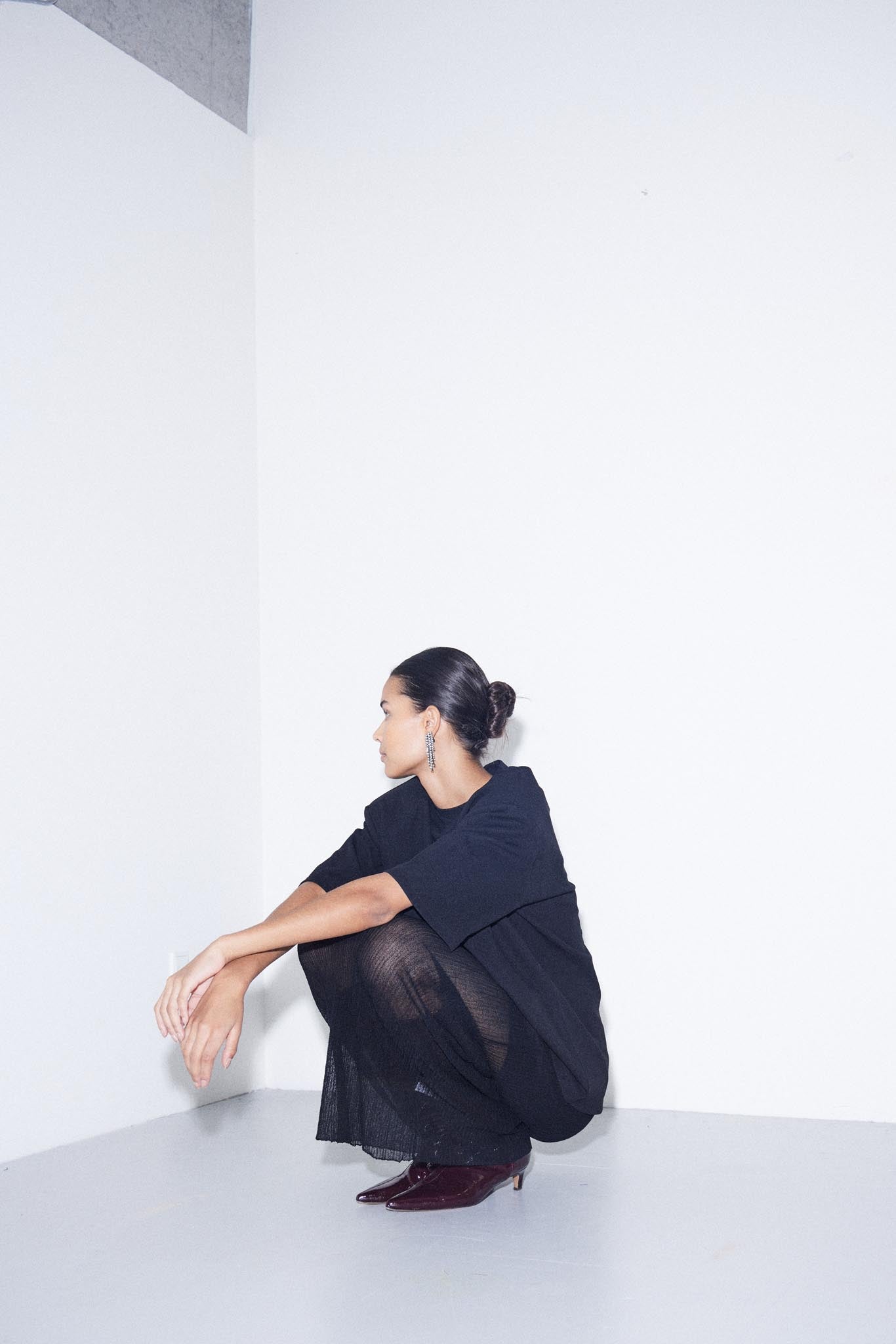 Elegantes schwarzes Damen - Shirt mit Recycling - Anteil - Blossom Hair & Fashion