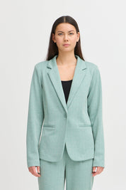 Exklusiver Blazer in Beryl Green mit Herringbone - Muster - Blossom Hair & Fashion