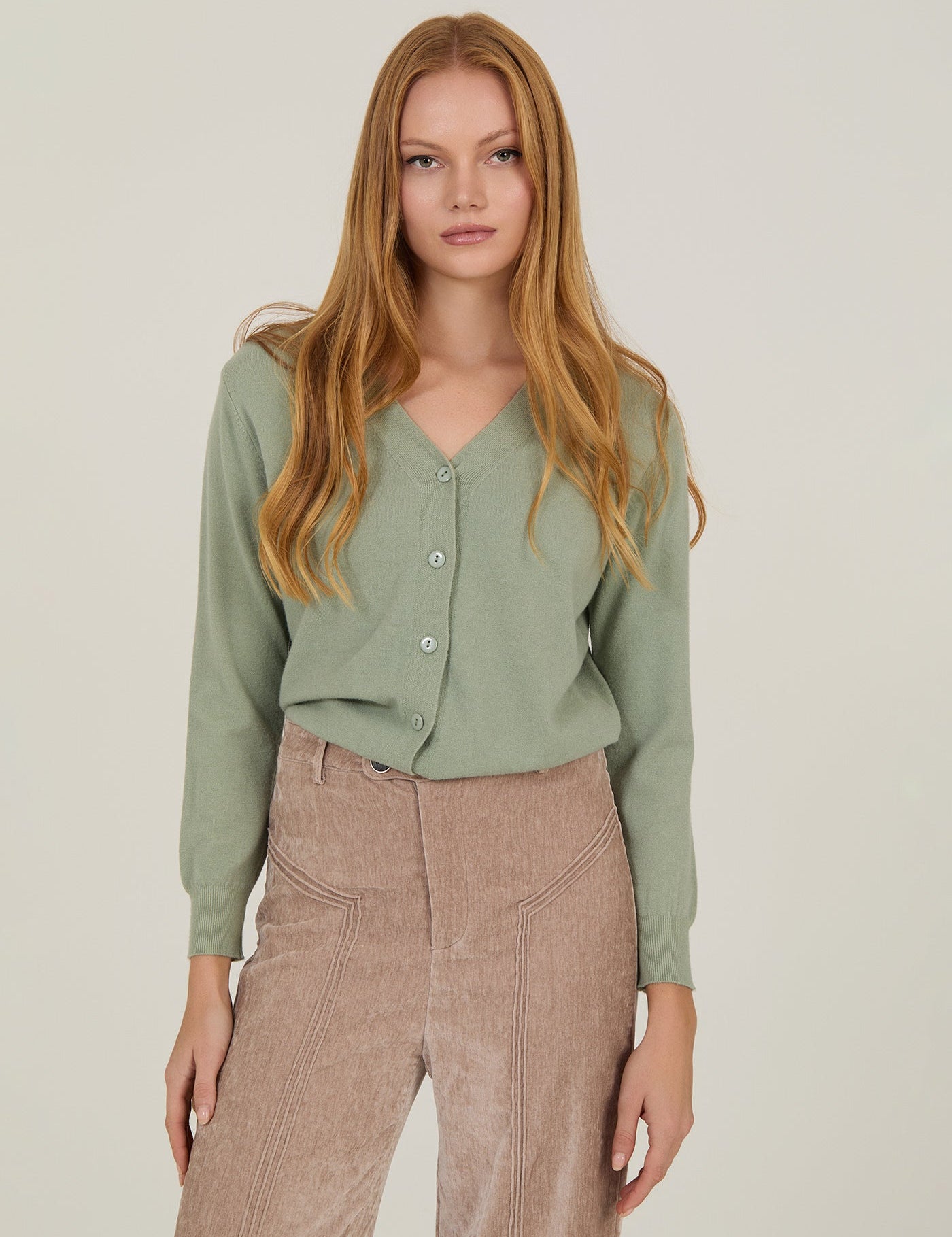 Feinstrick Cardigan langarm in Salbeigrün - Blossom Hair & Fashion