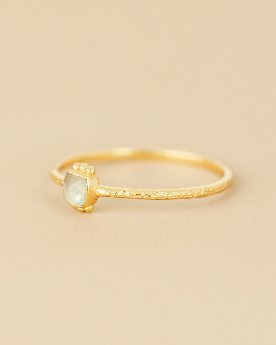 Filigraner Goldring mit Prénit Stein, Größe 56 - Blossom Hair & Fashion