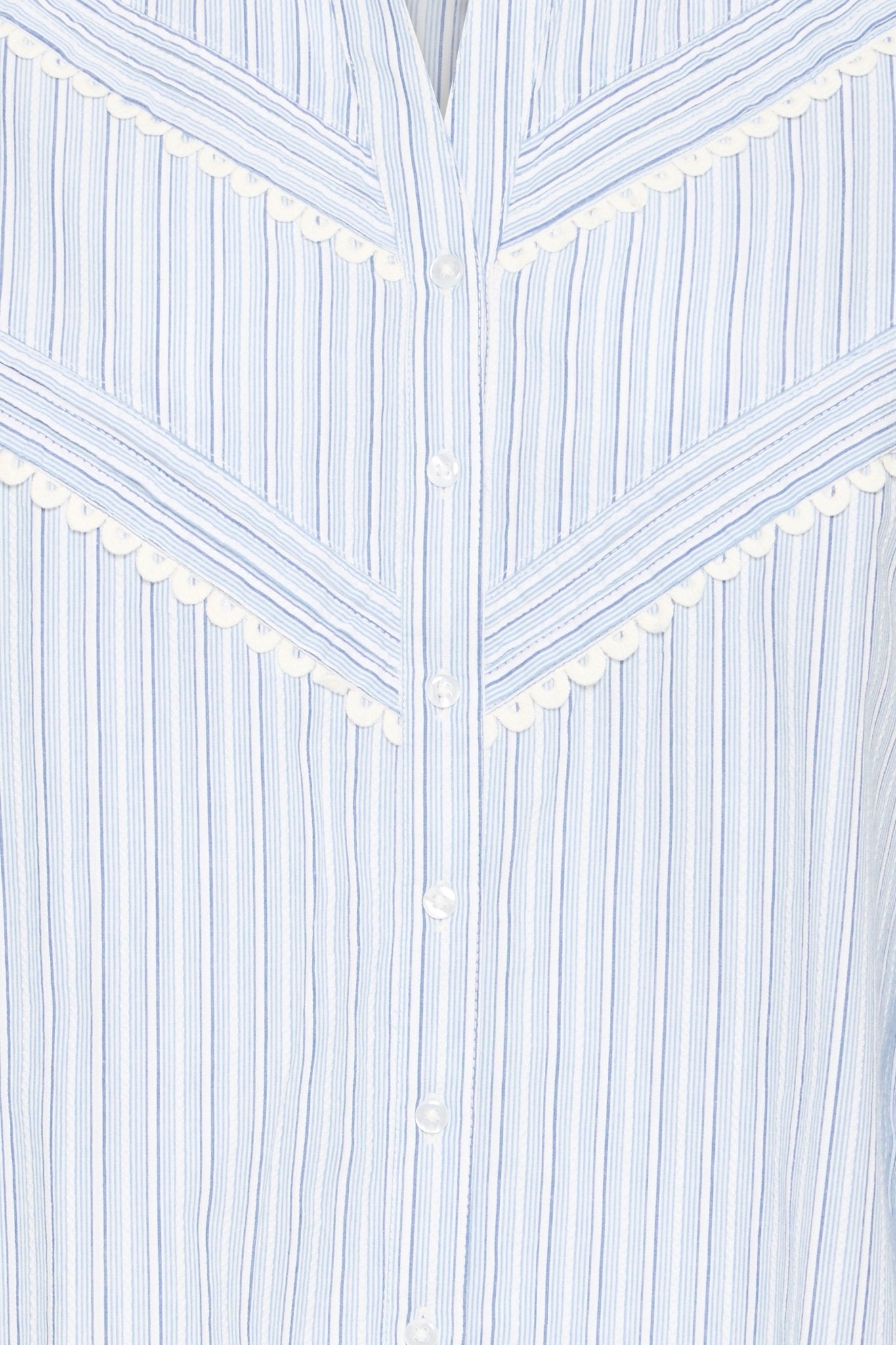 Gestreifte Bluse mit Spitzenborte und Stehkragen - Blossom Hair & Fashion