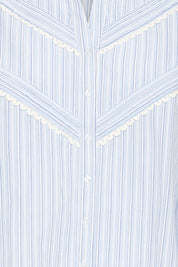 Gestreifte Bluse mit Spitzenborte und Stehkragen - Blossom Hair & Fashion