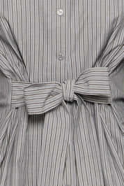 Gestreifte Hemdbluse mit Taillengürtel - Blossom Hair & Fashion