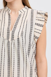 Gestreifte Sommerbluse mit Volantärmeln - Blossom Hair & Fashion