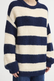 Gestreifter Strickpullover langarm (Navy - Ecru) - Blossom Hair & Fashion