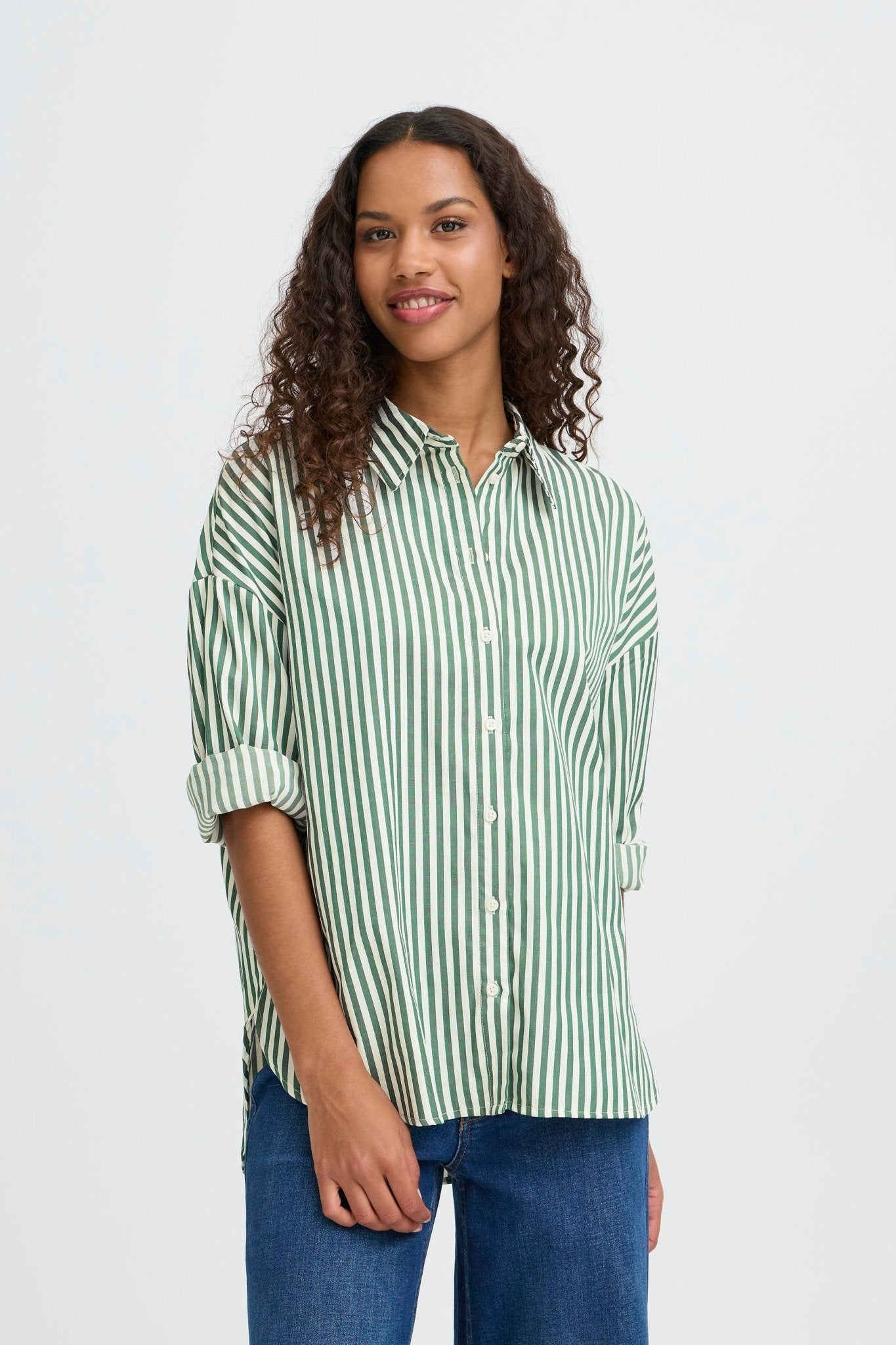 Gestreiftes Hemd in Gruen Weiss Regular Fit - Blossom Hair & Fashion