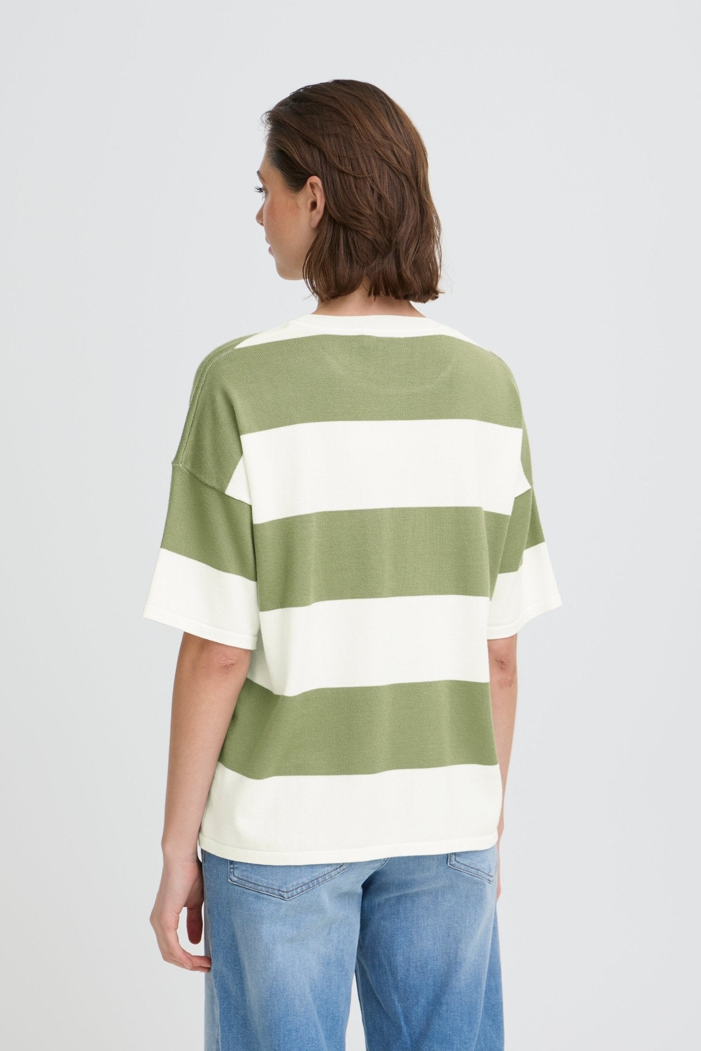 Gestreiftes Strickshirt im Loose Fit - Blossom Hair & Fashion